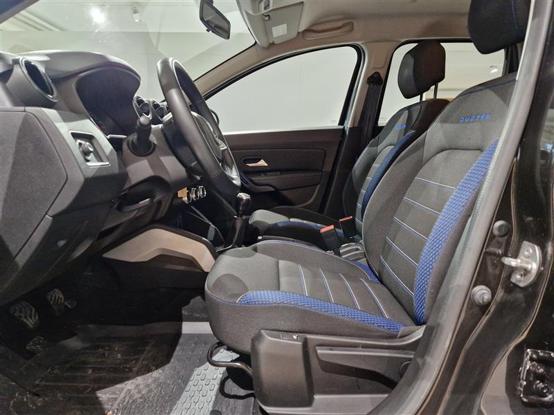 Dacia DUSTER 10 TCE 150 4X4. TAKUU 12KK/20TKM