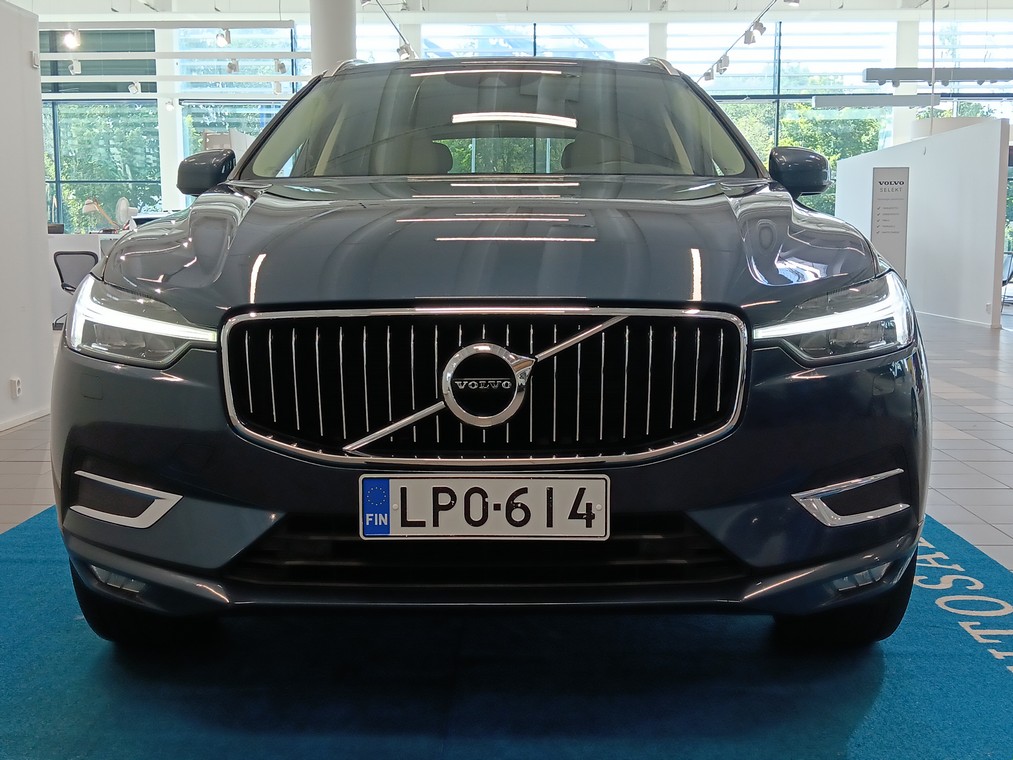 Volvo XC60 B4 AWD D-MHEV BUSINESS INSCRIPTION AUT