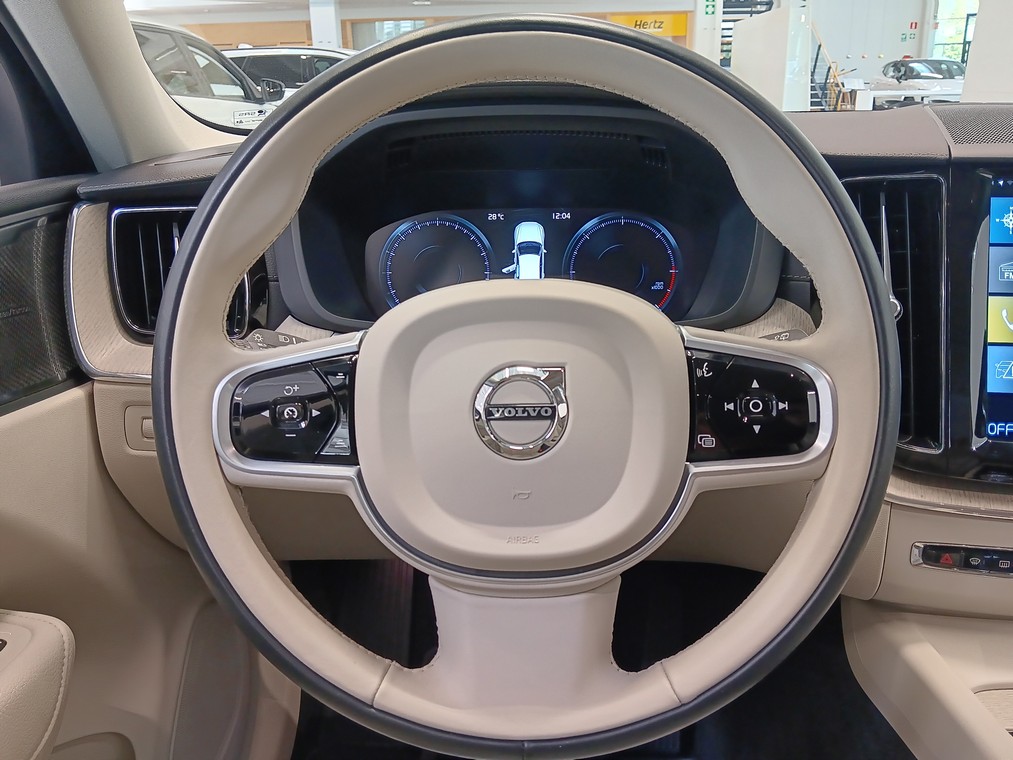 Volvo XC60 B4 AWD D-MHEV BUSINESS INSCRIPTION AUT