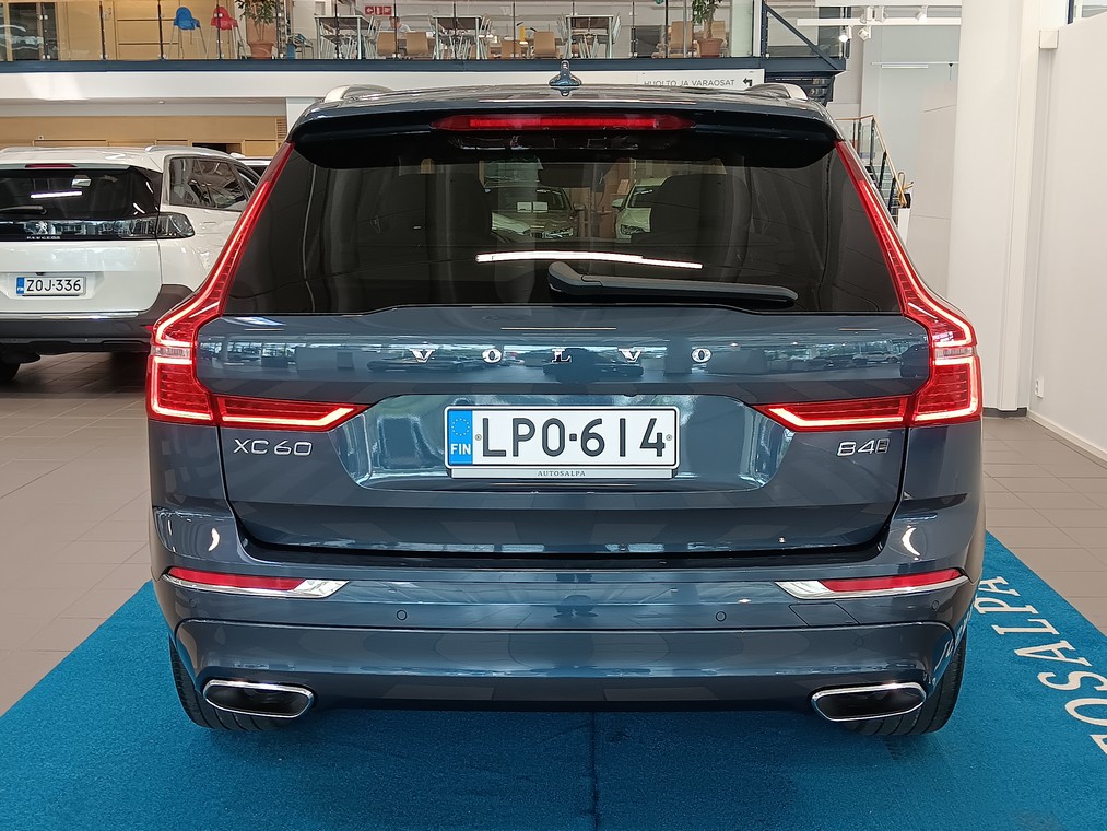 Volvo XC60 B4 AWD D-MHEV BUSINESS INSCRIPTION AUT