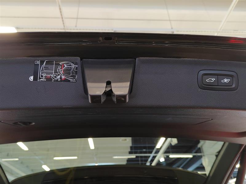 Volvo XC90 T8 AWD R-DESIGN AUT TAKUU 12KK/20TKM