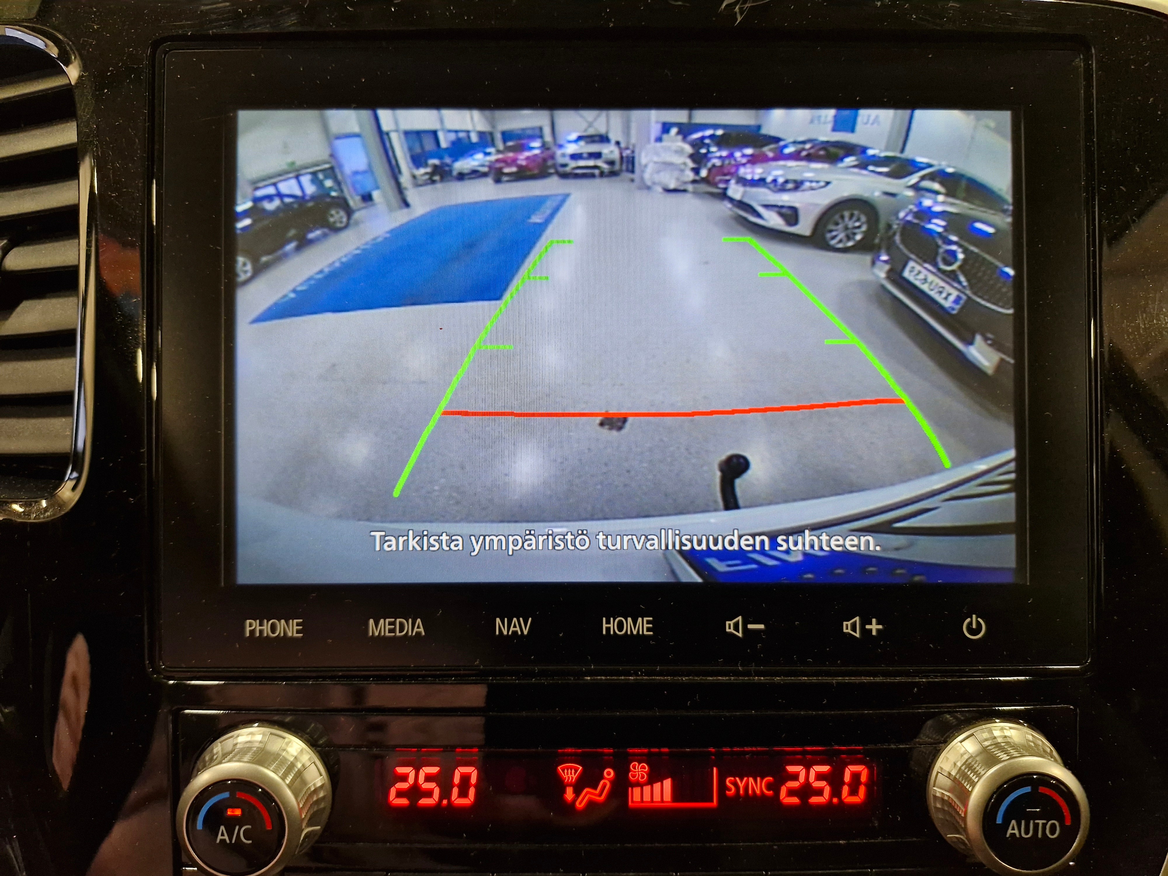 Mitsubishi OUTLANDER PHEV ACTIVE 4WD 5P