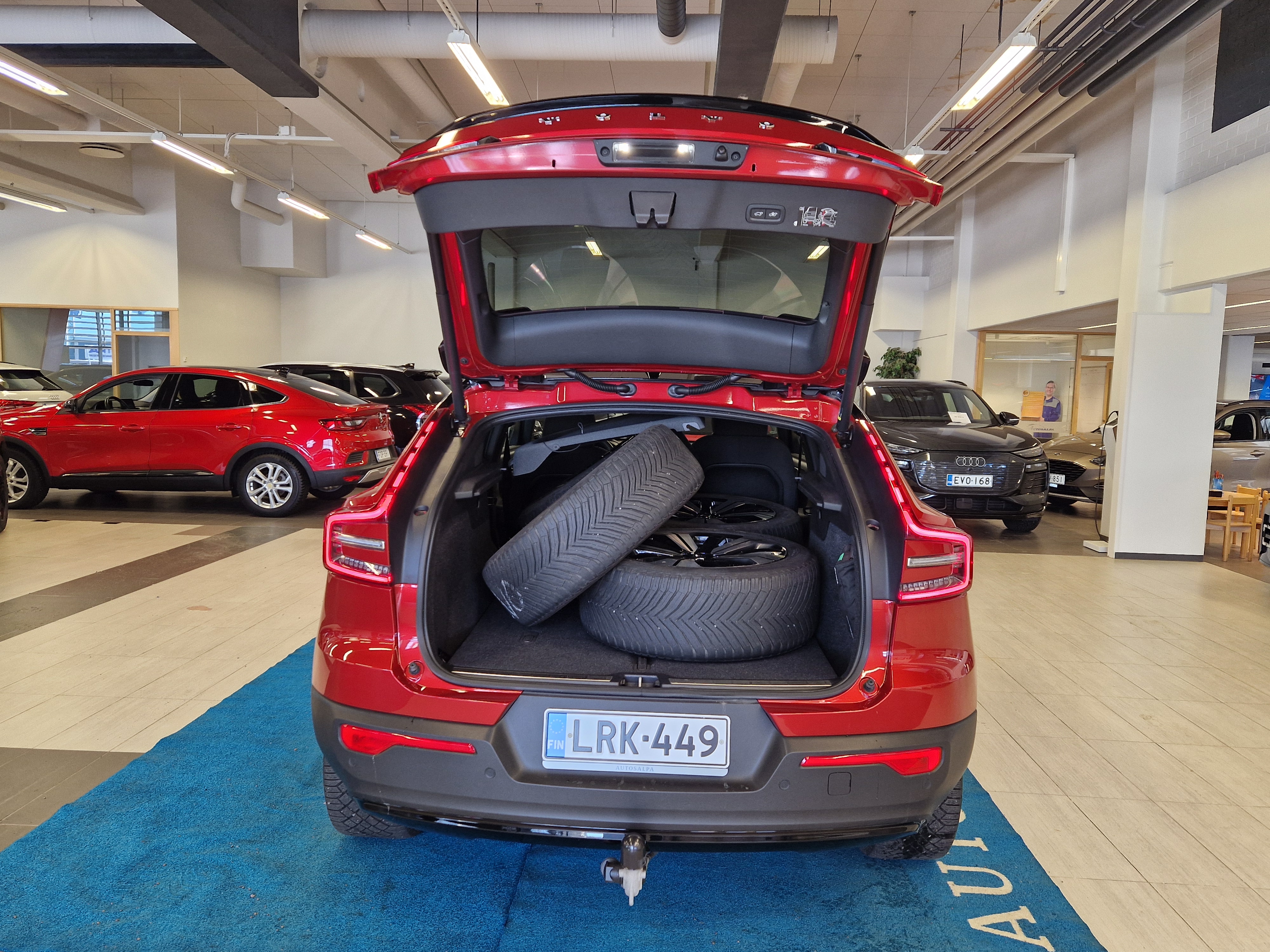 Volvo C40 RECHARGE TWIN LAUNCH EDITION TAKUU 24KK/40TKM.