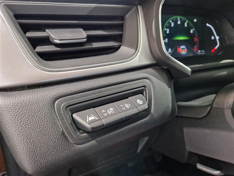 Renault CAPTUR TCE 140 EDC7-AUT INTENS.TAKUU 24KK/40TKM