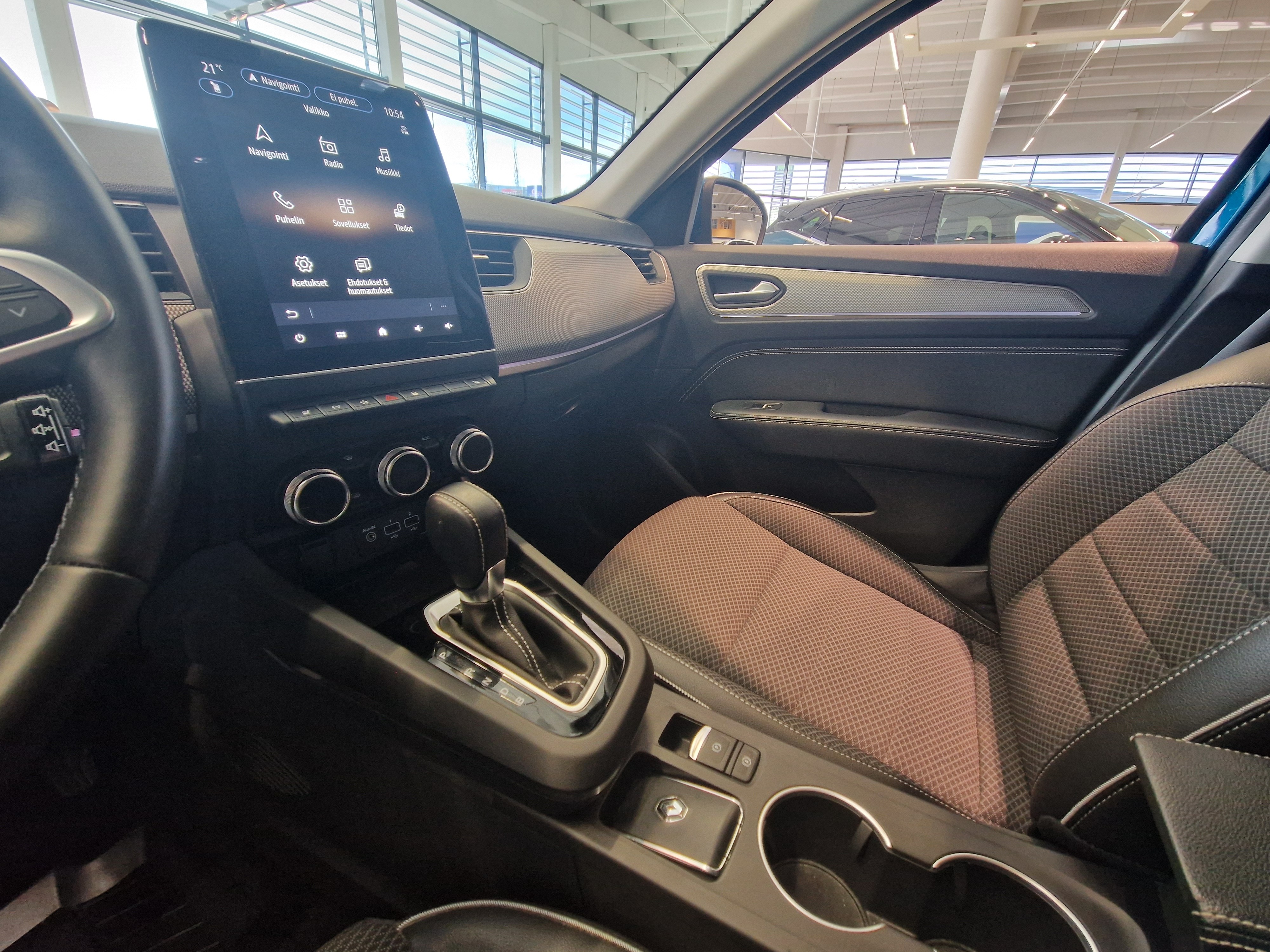 Renault ARKANA E-TECH FULL HYBRID 145 TECHNO TAKUU 24KK/40TKM