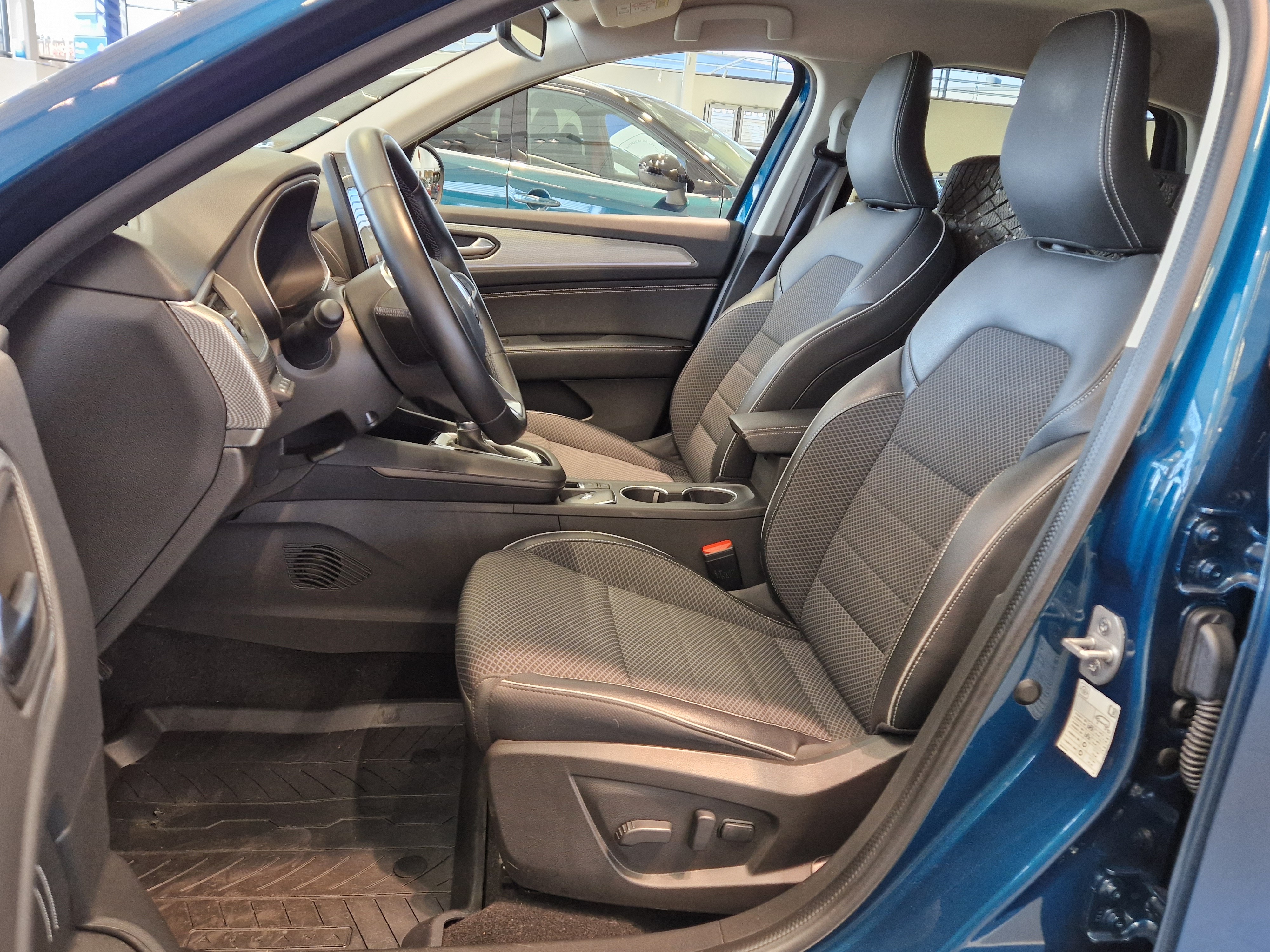 Renault ARKANA E-TECH FULL HYBRID 145 TECHNO TAKUU 24KK/40TKM