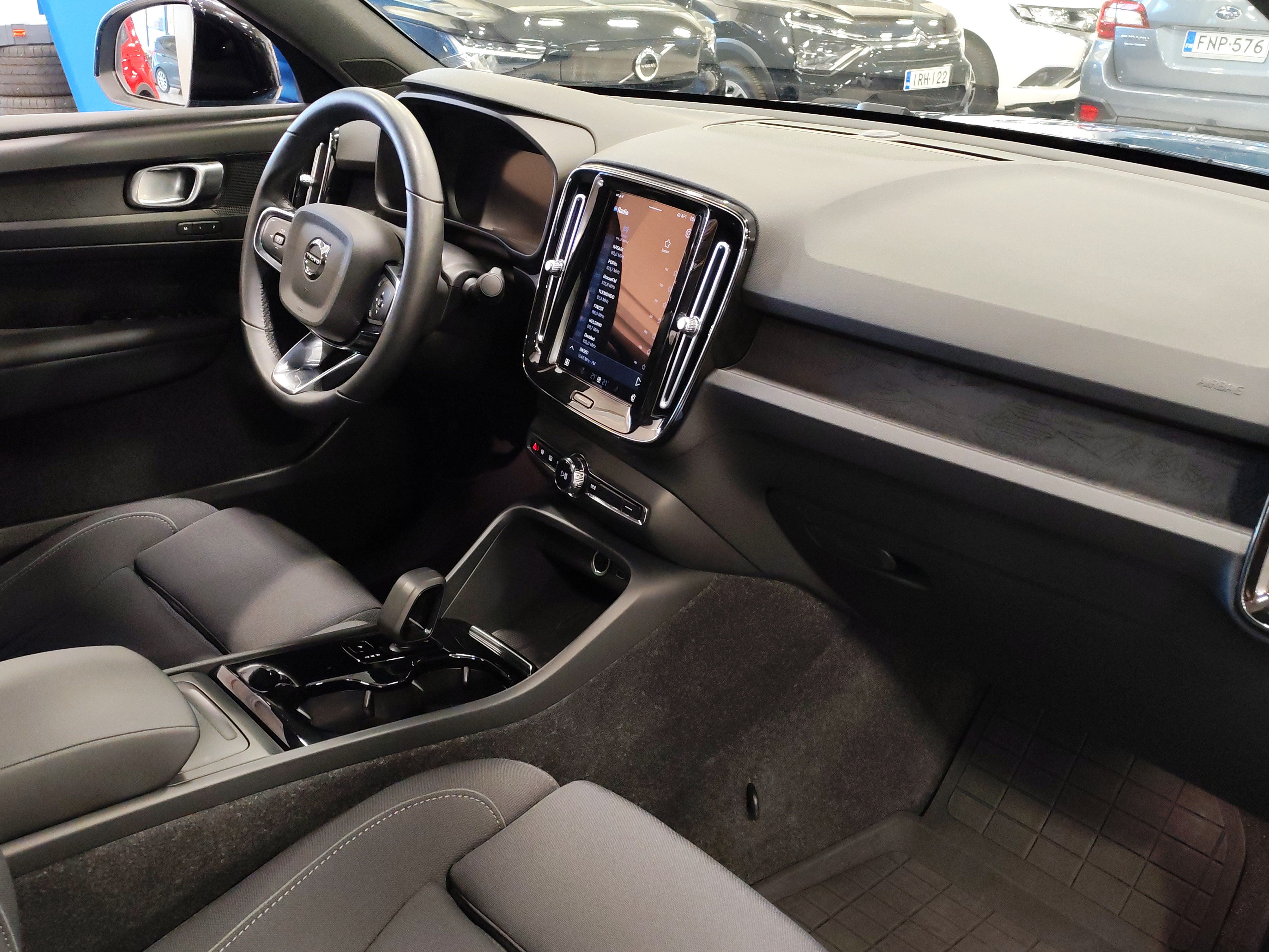 Volvo C40 RECHARGE TWIN PLUS TAKUU 24KK/40TKM