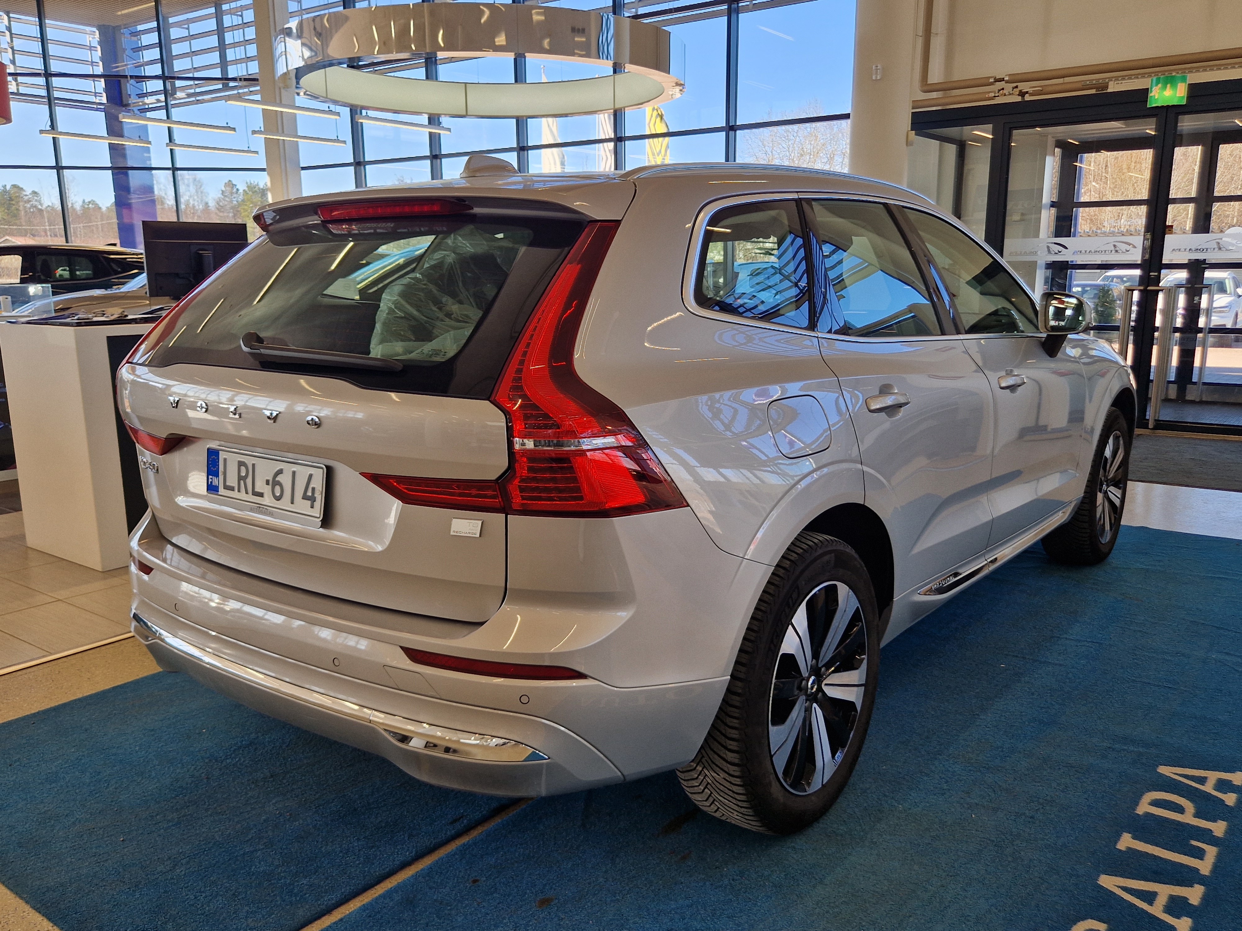 Volvo XC60 2023, kuva 3/16