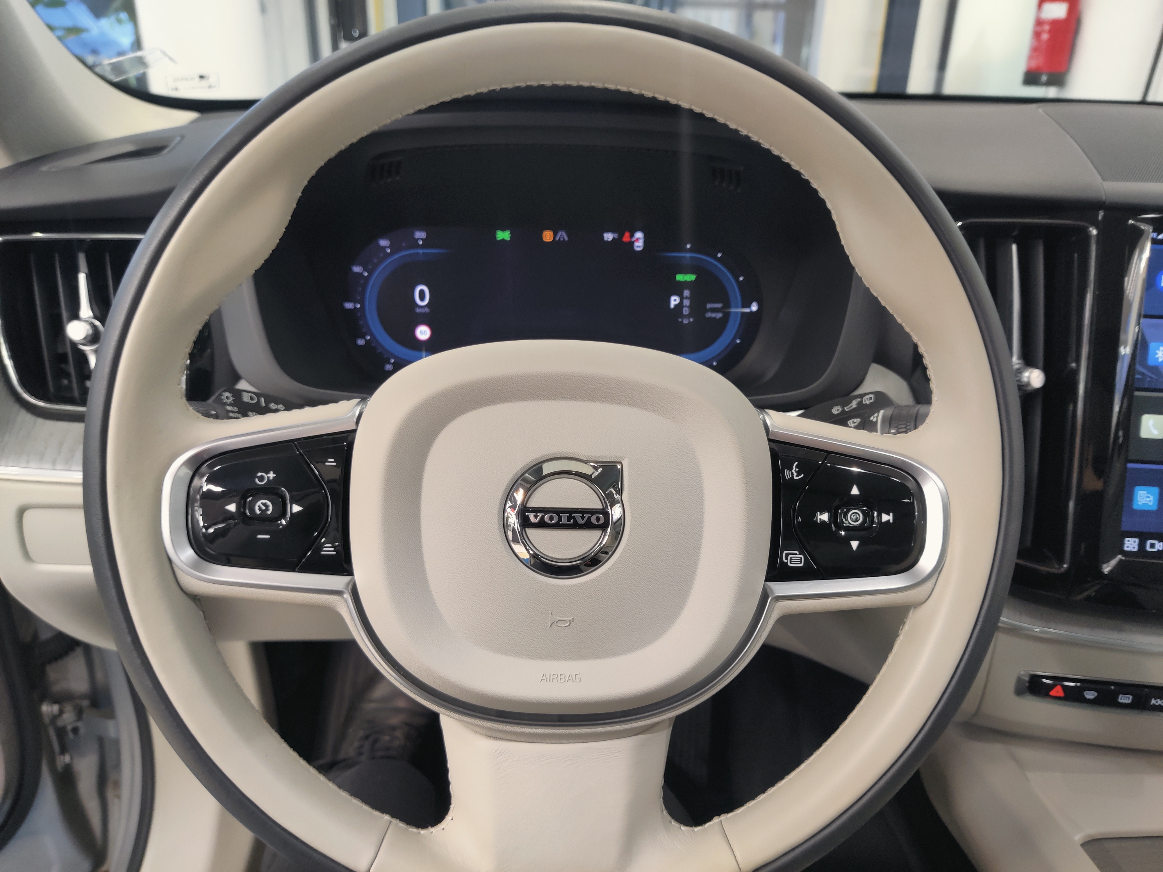 Volvo XC60 T8 AWD Long Range Plus 2023, kuva 7/17