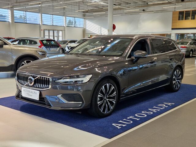 volvo V60 T8 AWD LONG RANGE PLUS BRIGHT TAKUU 24KK/40TKM