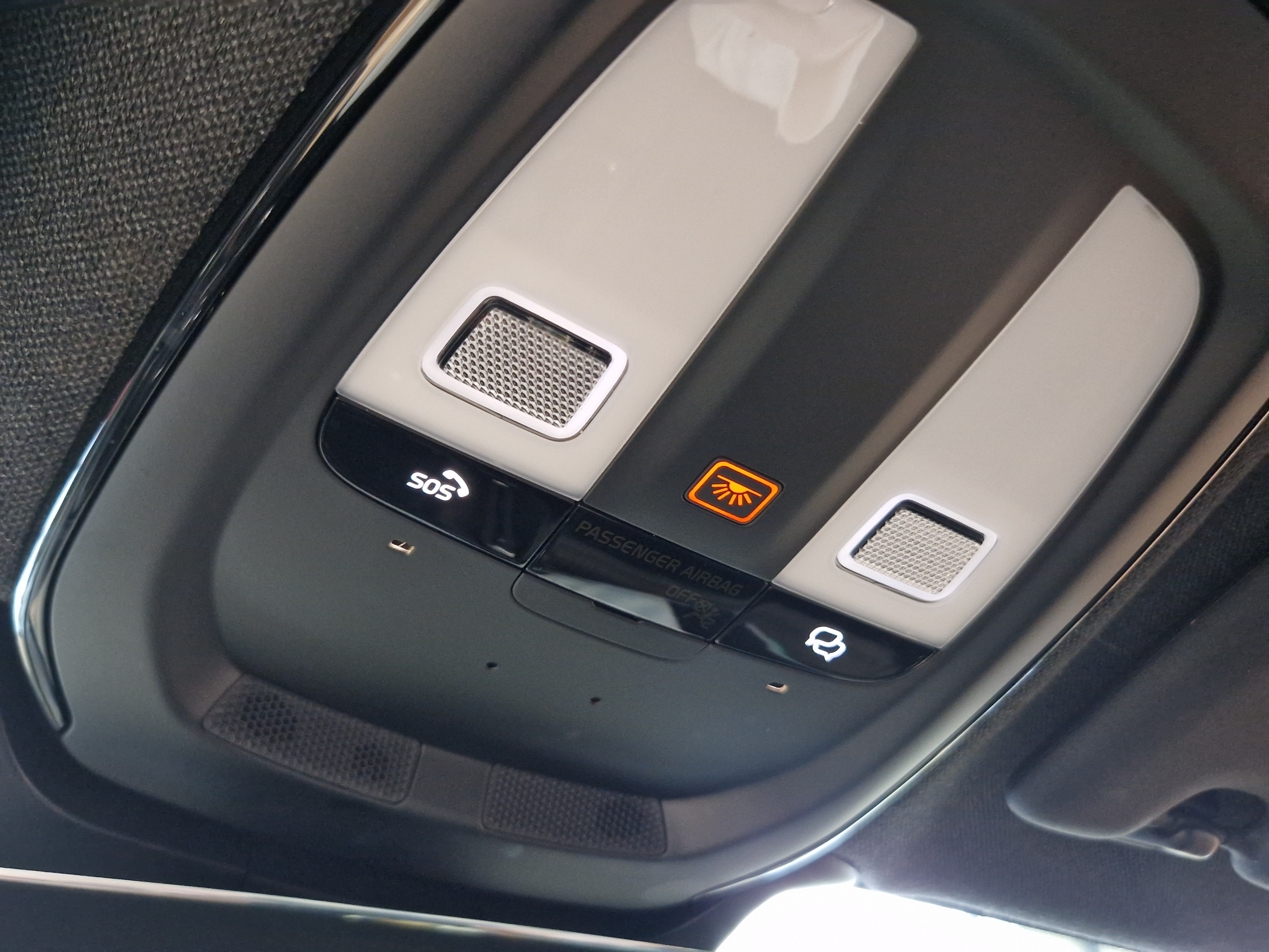 Volvo XC40 RECHARGE TWIN PLUS AUT