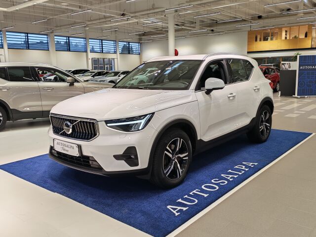 volvo XC40 B4 AWD MHEV PLUS BRIGHT DCT TAKUU 24KK/40TKM