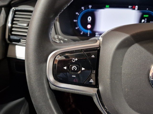 Volvo XC90 T8 AWD LONG RANGE ULTIMATE BRIGHT TAKUU 24KK/40TKM