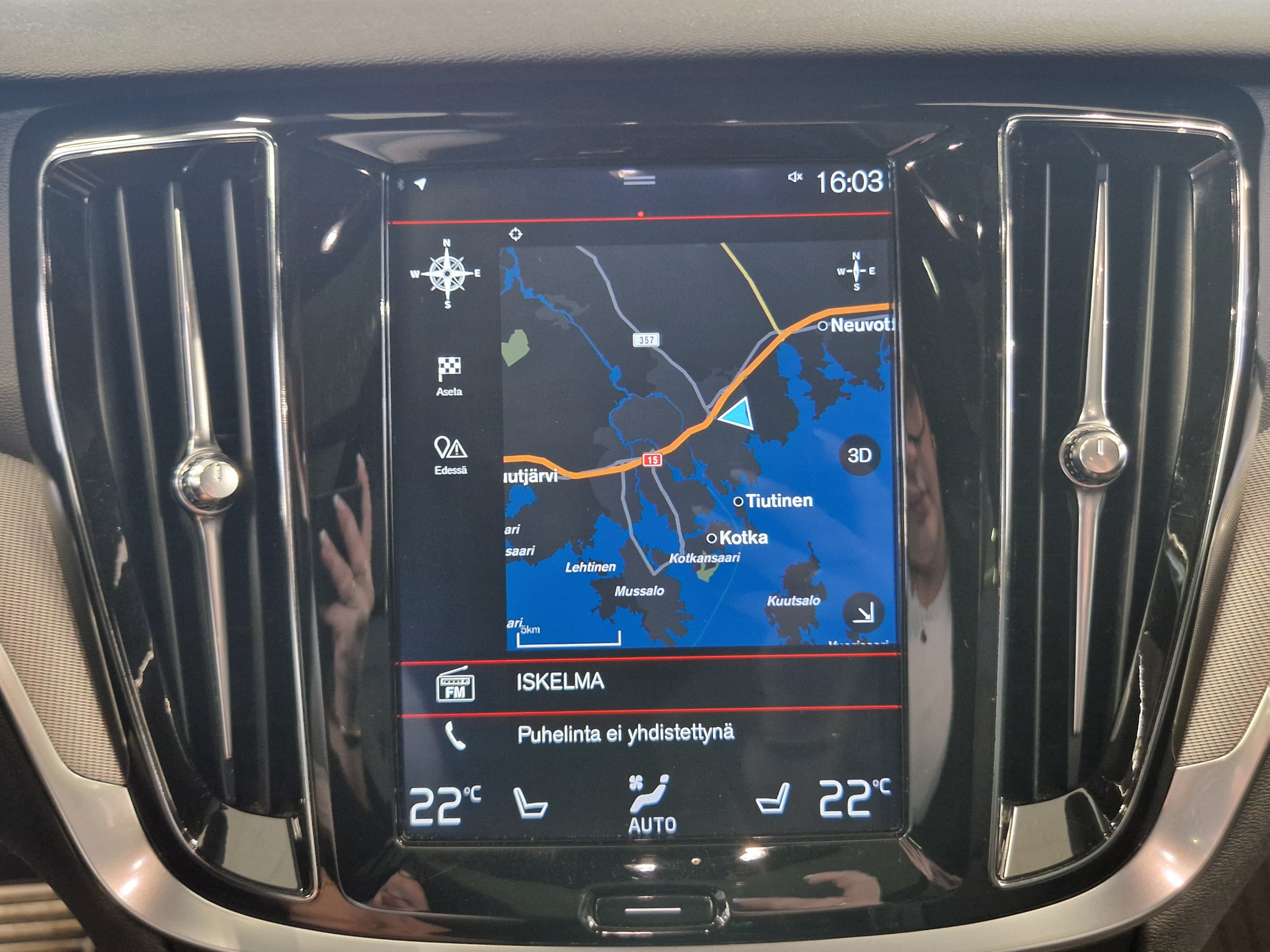 Volvo V60 T8 AWD R-DESIGN