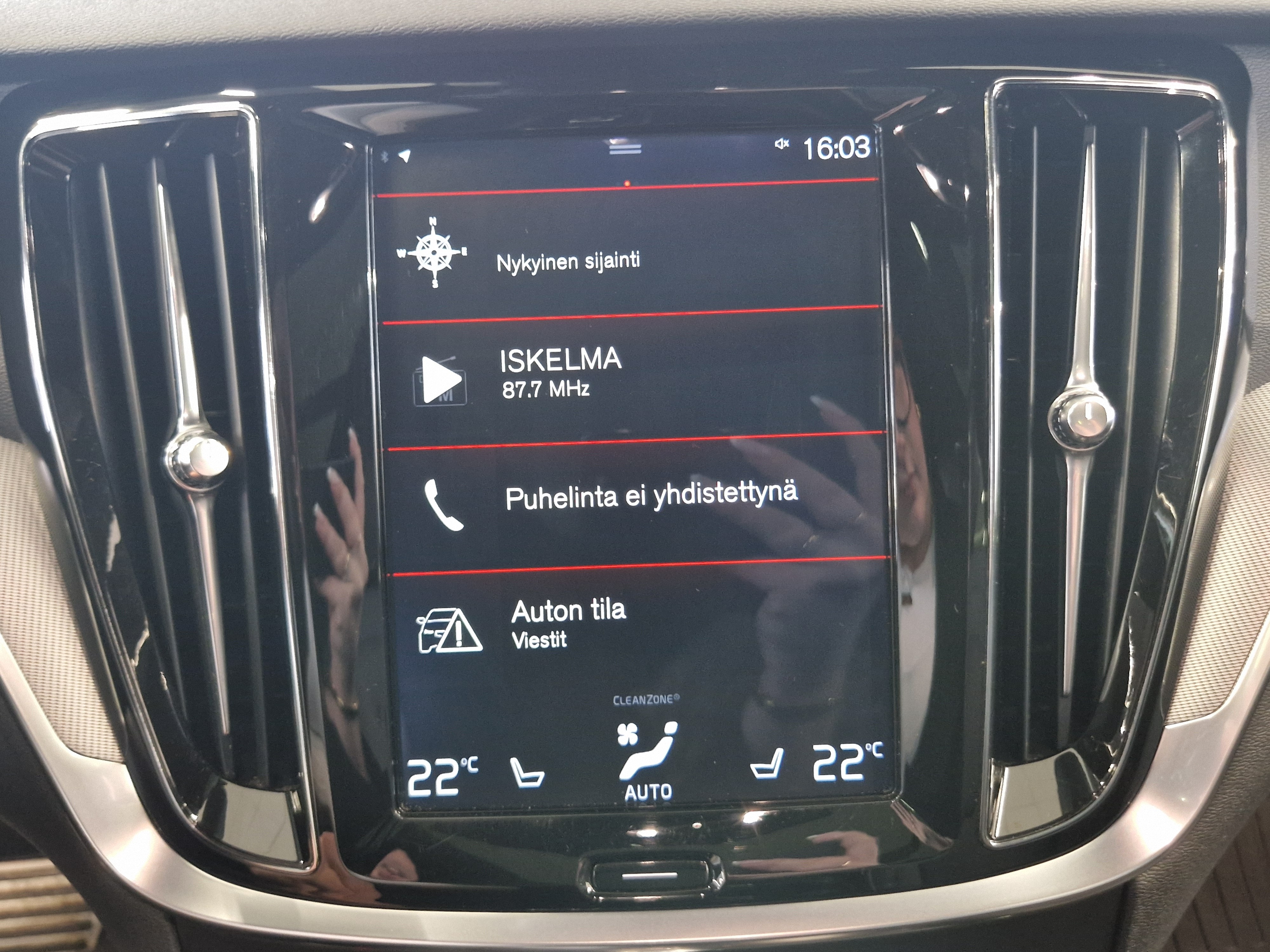 Volvo V60 T8 AWD R-DESIGN