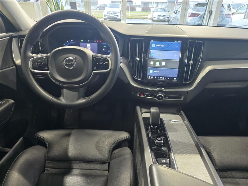 Volvo XC60 T8 AWD LONG RANGE PLUS BRIGHT TAKUU 24KK/40TKM