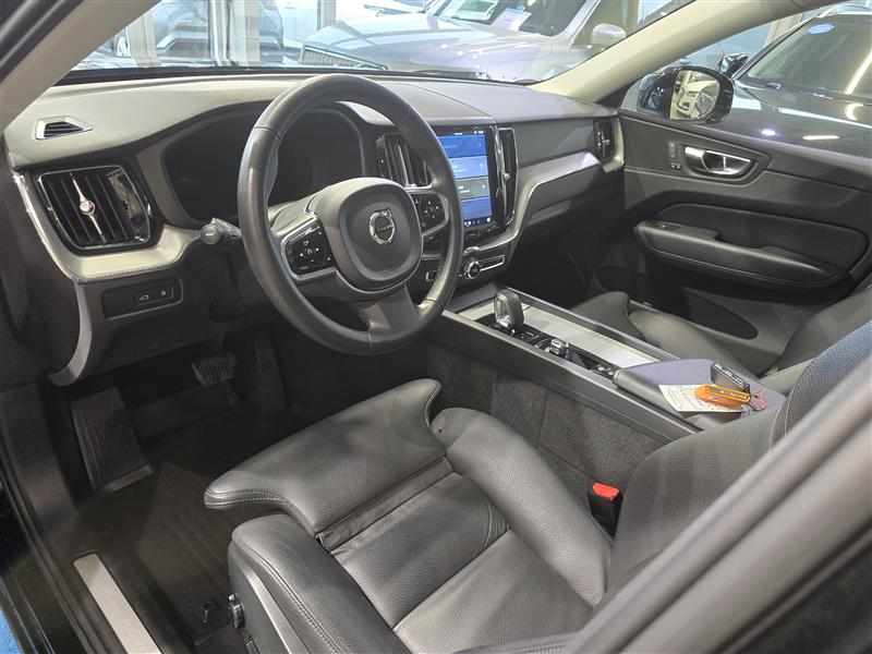 Volvo XC60 T8 AWD LONG RANGE PLUS BRIGHT TAKUU 24KK/40TKM