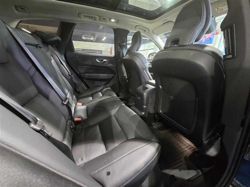 Volvo XC60 T8 AWD LONG RANGE PLUS BRIGHT TAKUU 24KK/40TKM