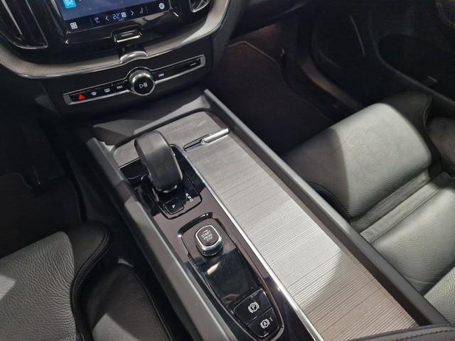 Volvo XC60 T8 AWD LONG RANGE HIGH PERFORMANCE PLUS BRIGHT AUT