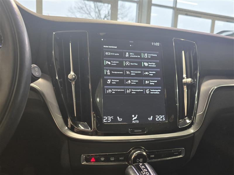 Volvo V60 D4 AWD MOMENTUM AUT