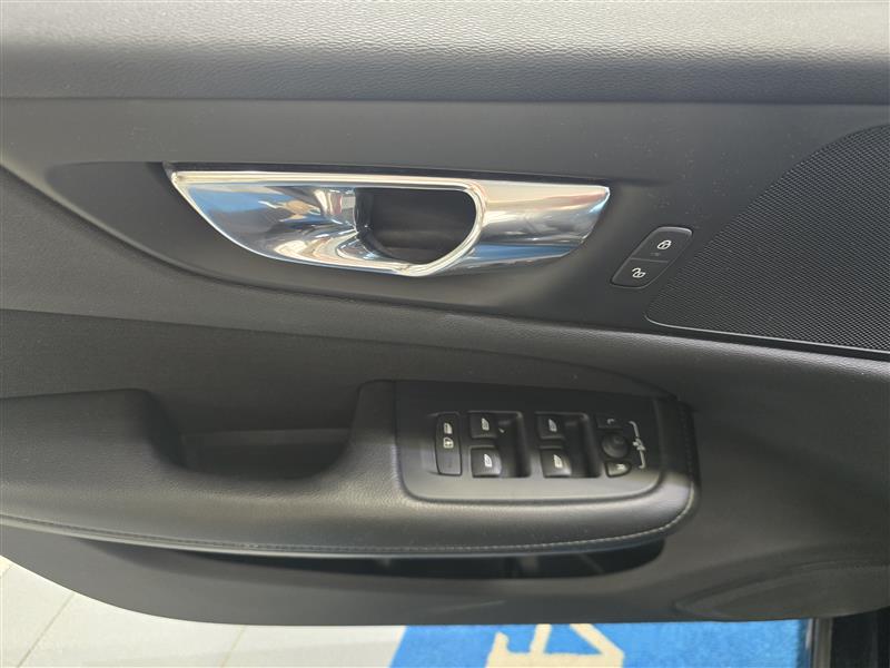 Volvo V60 D4 AWD MOMENTUM AUT