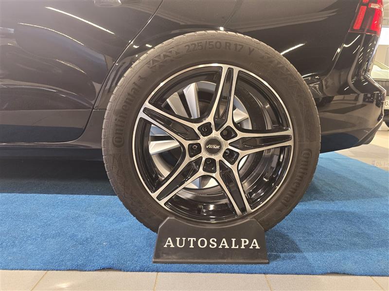 Volvo V60 D4 AWD MOMENTUM AUT