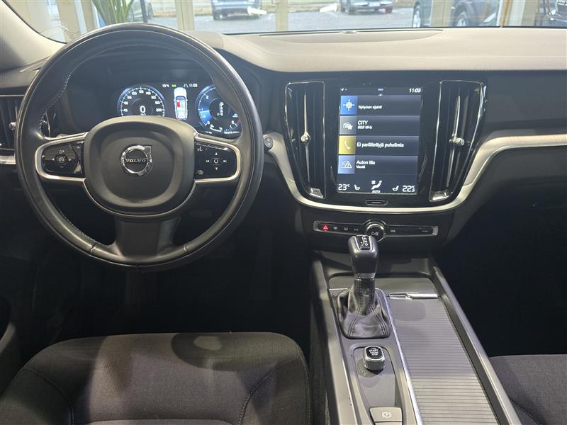 Volvo V60 D4 AWD MOMENTUM AUT