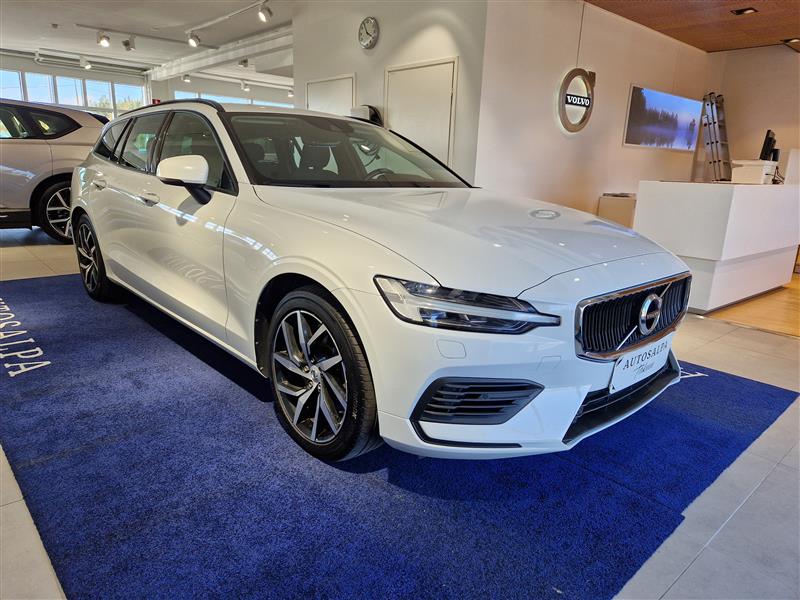 Volvo V60 T8 TwE AWD Business aut. 2020, bild 3/26