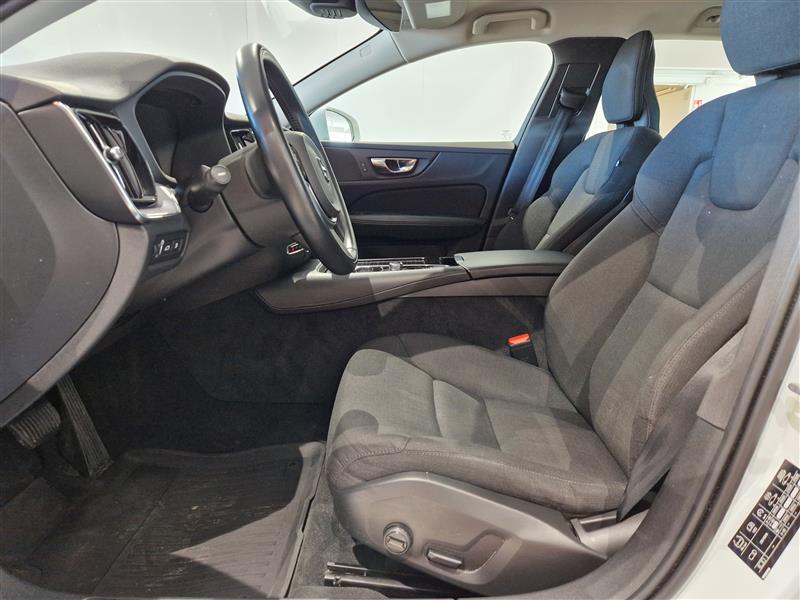 Volvo V60 T8 TwE AWD Business aut. 2020, bild 7/26