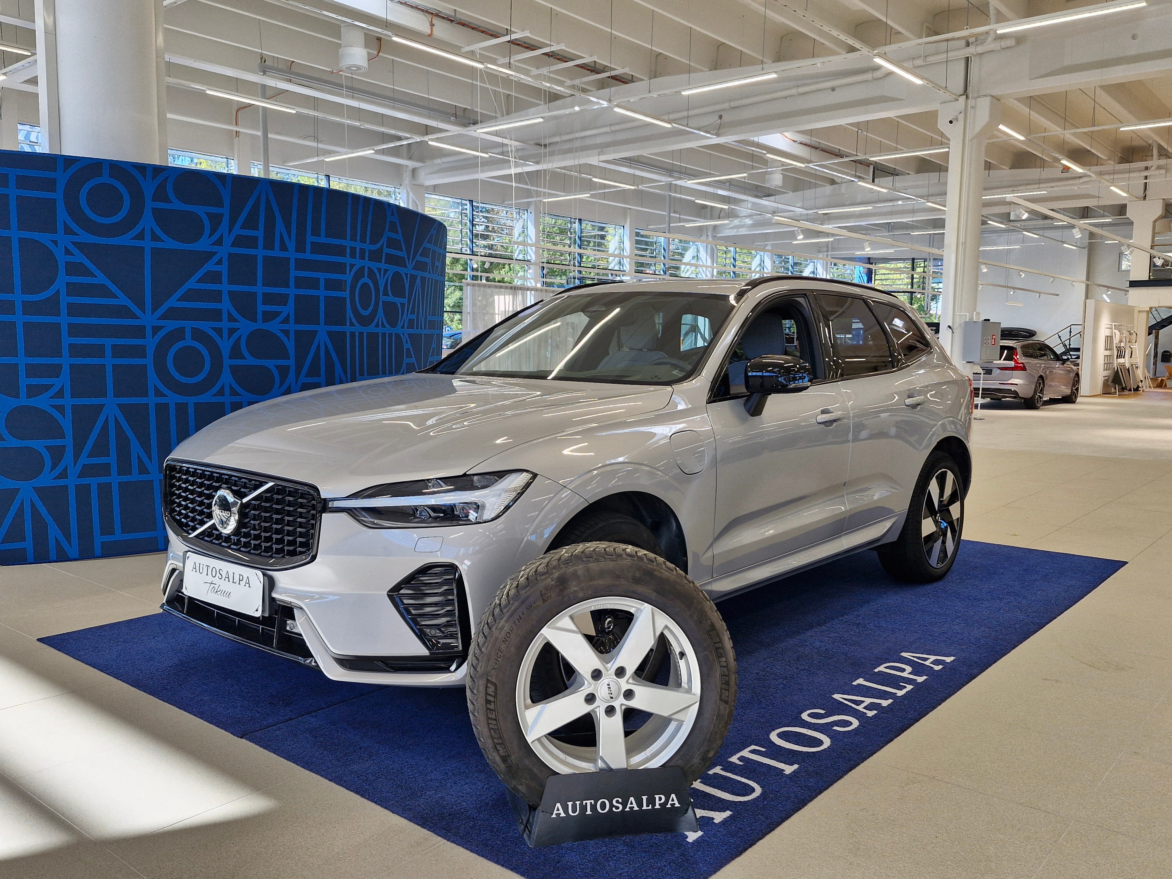 Volvo XC60 2024, kuva 2/24