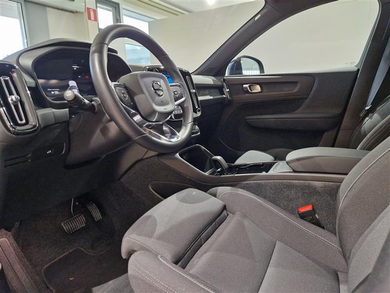 Volvo XC40 2024, bild 7/26