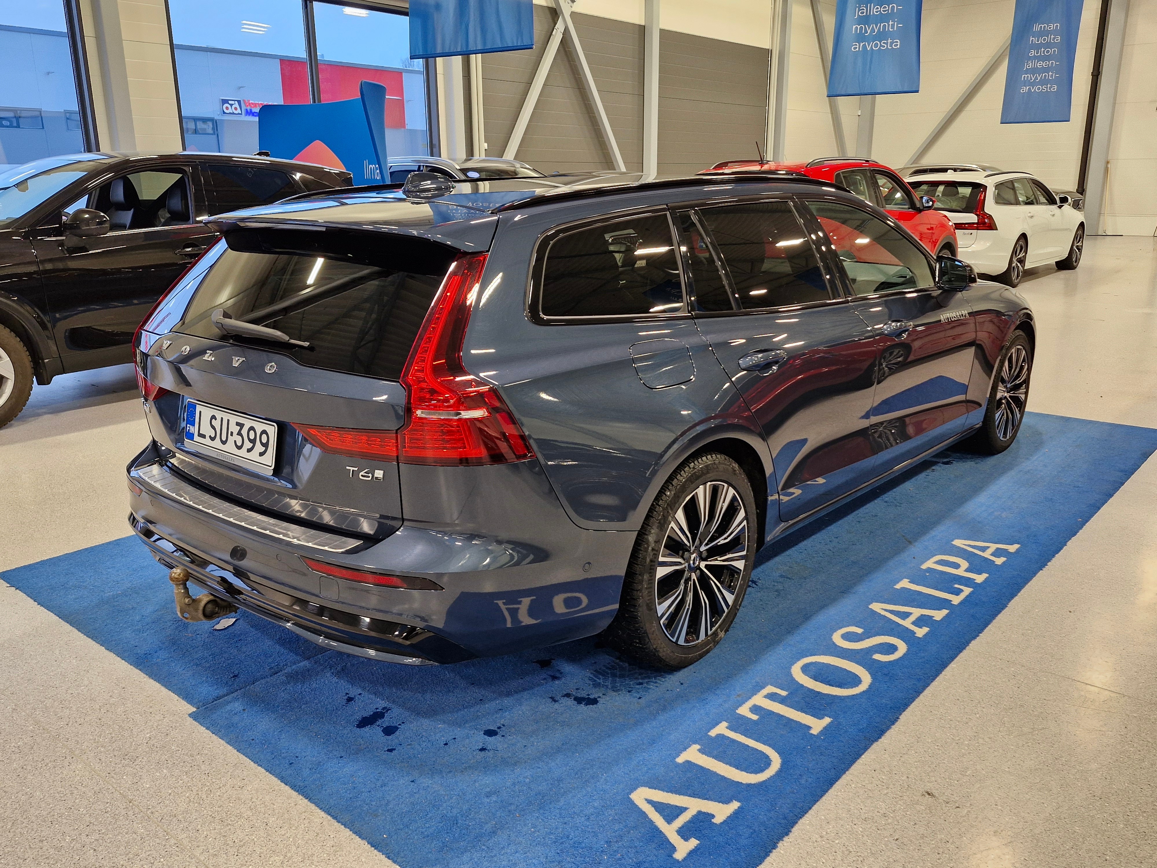 Volvo V60 T6 AWD LONG RANGE PLUS PRO DARK AUT.