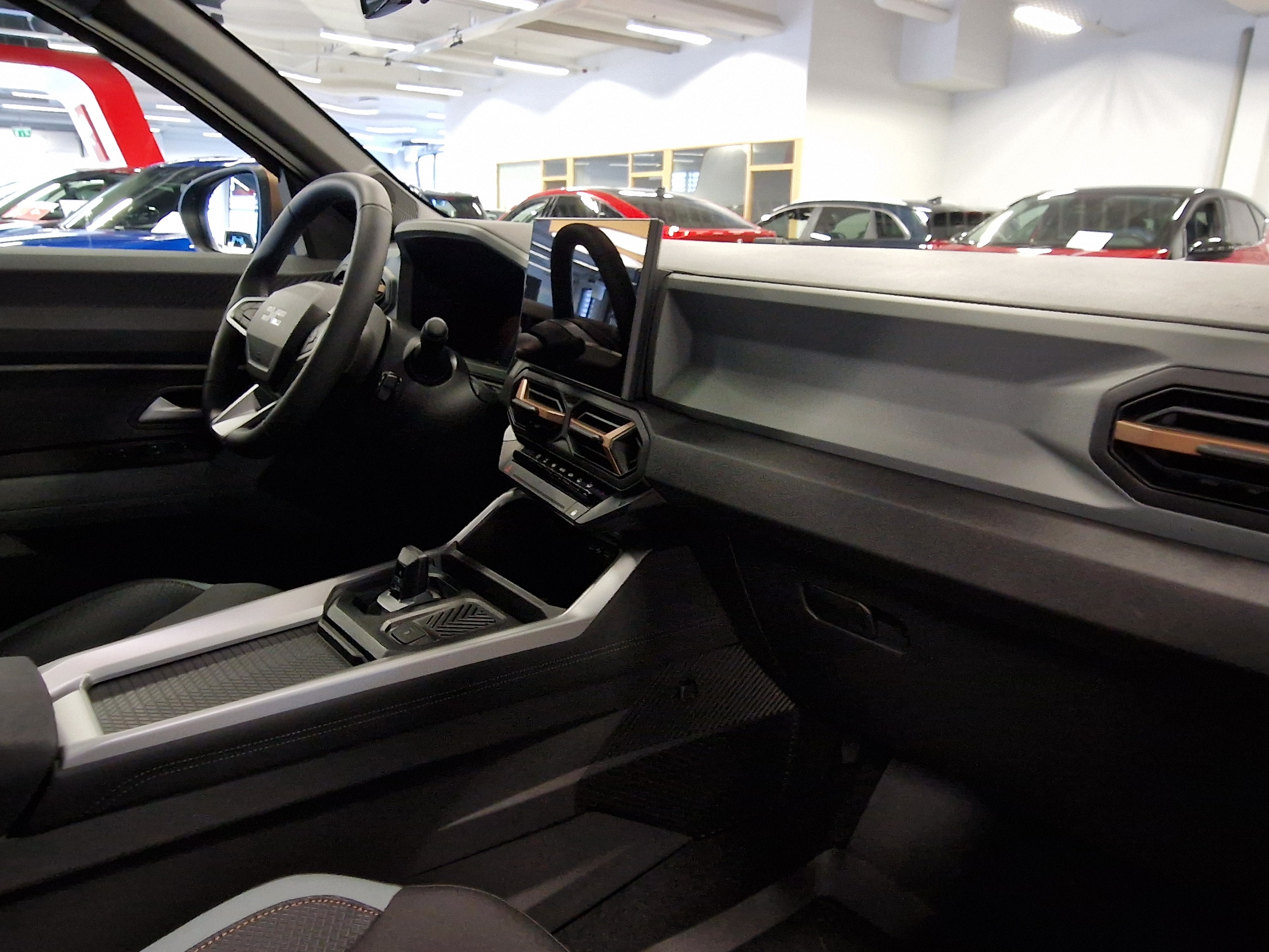 Dacia BIGSTER HYBRID 155 4X2 EXTREME