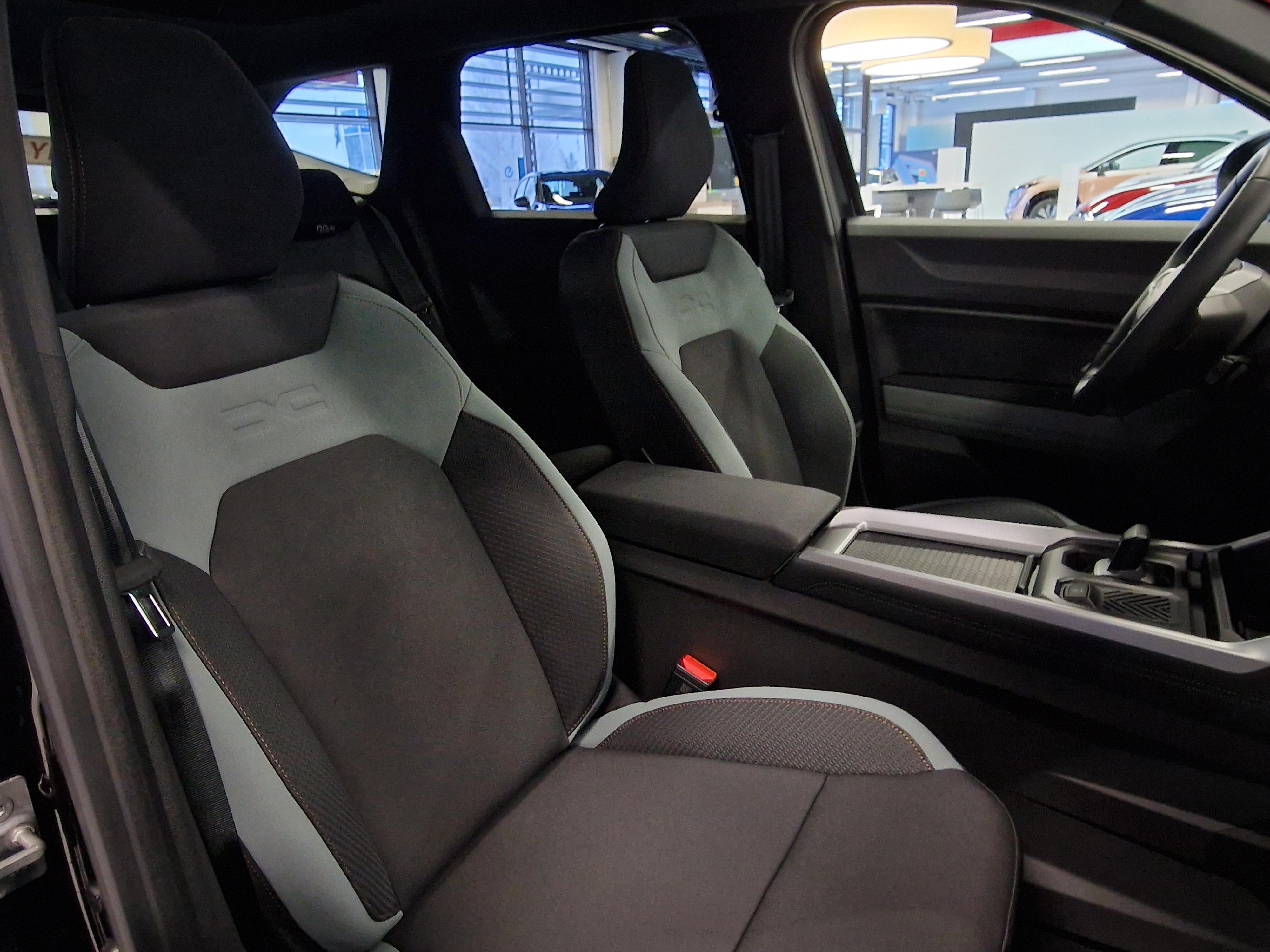 Dacia BIGSTER HYBRID 155 4X2 EXTREME