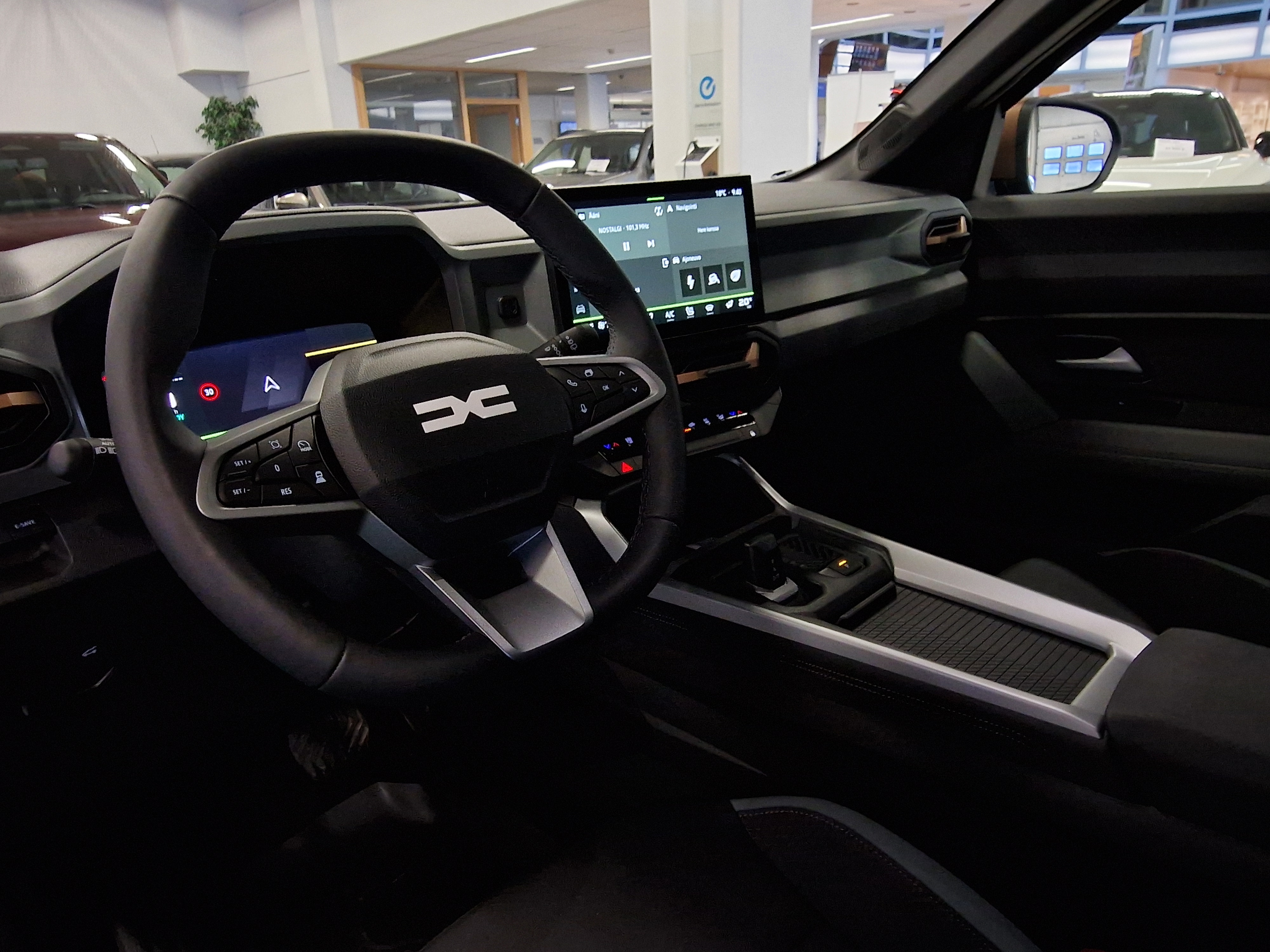 Dacia BIGSTER HYBRID 155 4X2 EXTREME