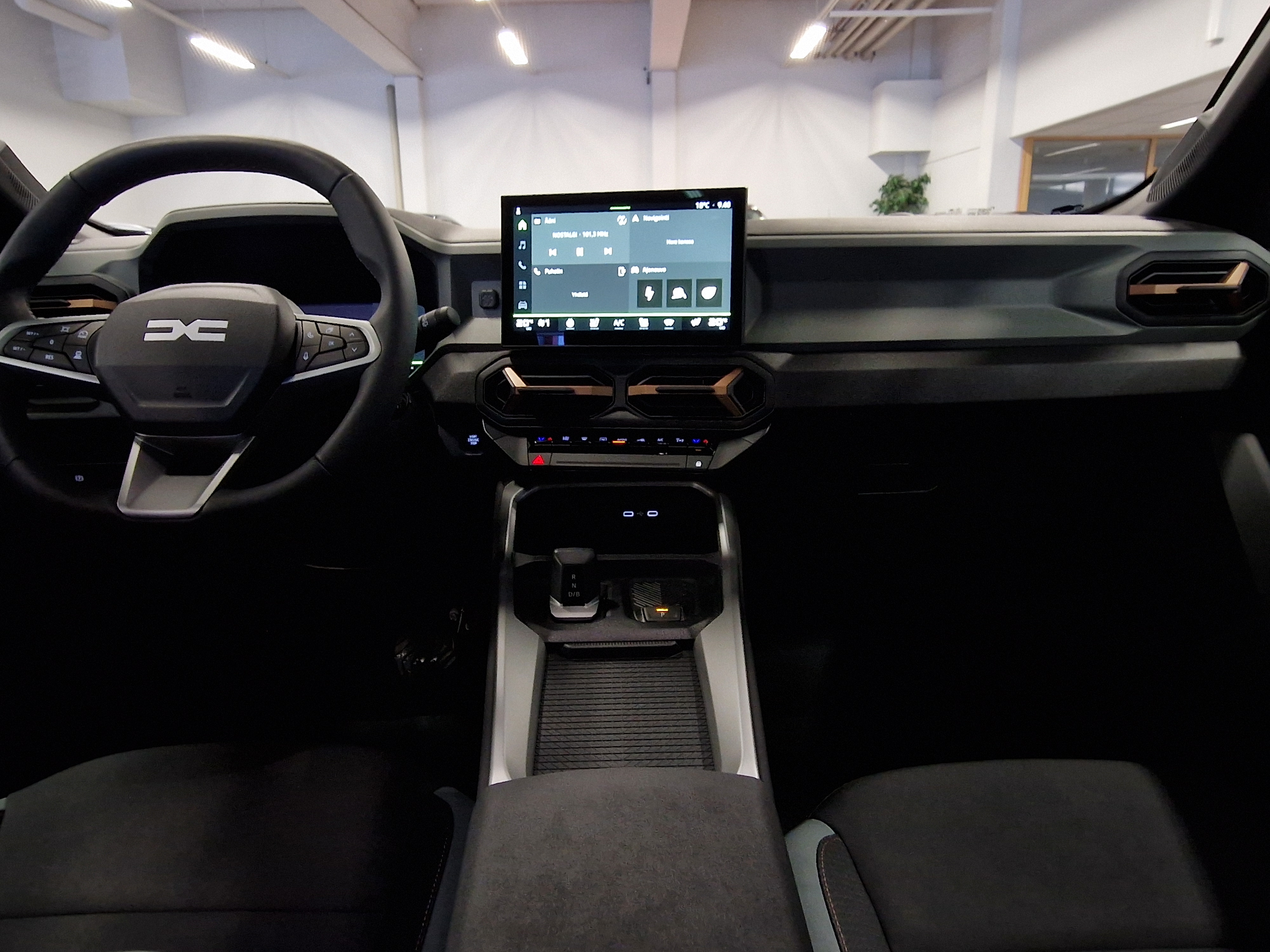 Dacia BIGSTER HYBRID 155 4X2 EXTREME