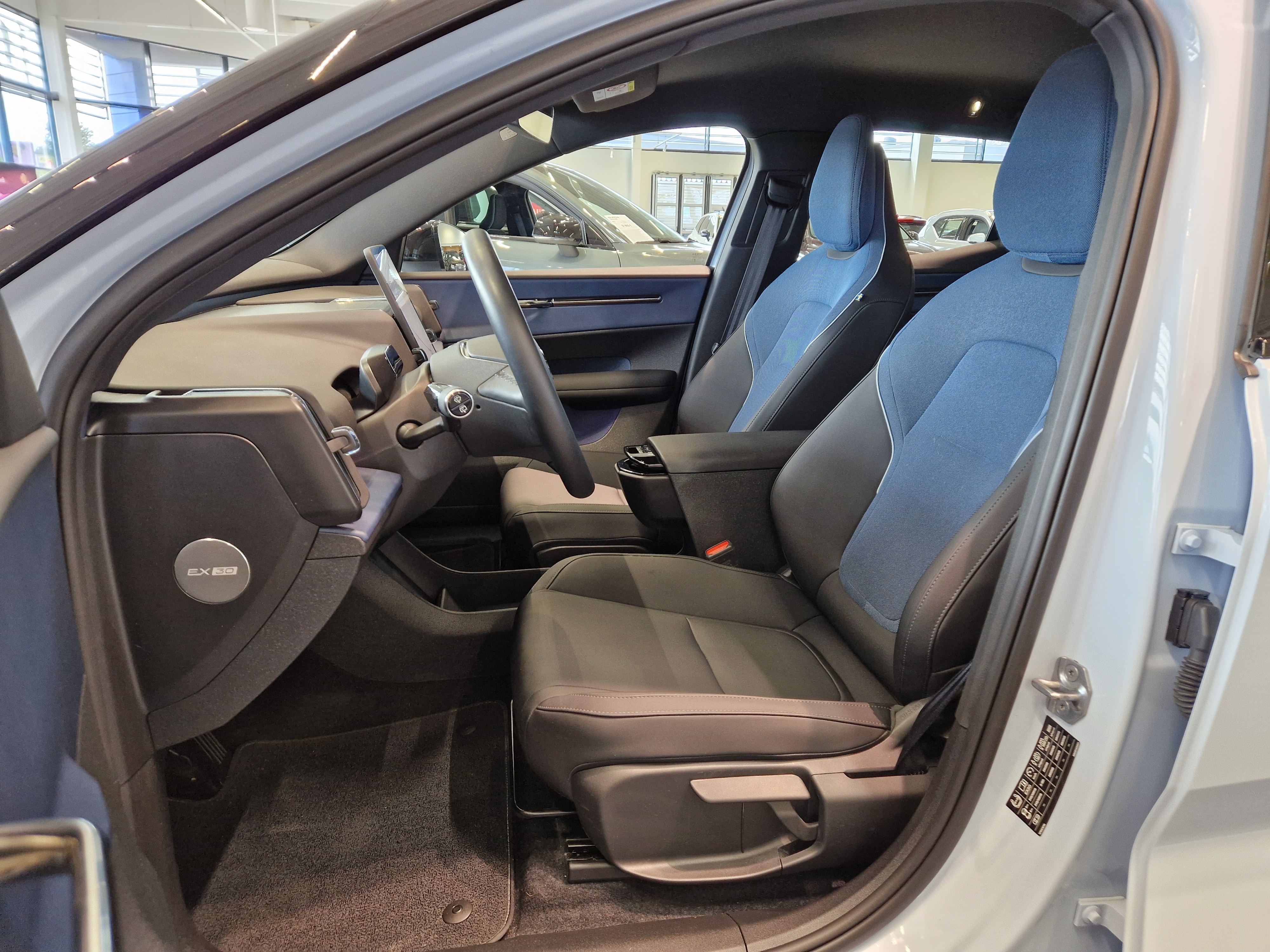 Volvo EX30 SINGLE EXTENDED RANGE PLUS