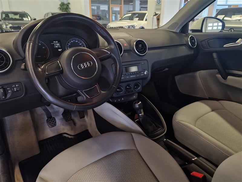 Audi A1 COMPACT COUP ATTRACTION SPECIAL EDITION 1.2 TFSI