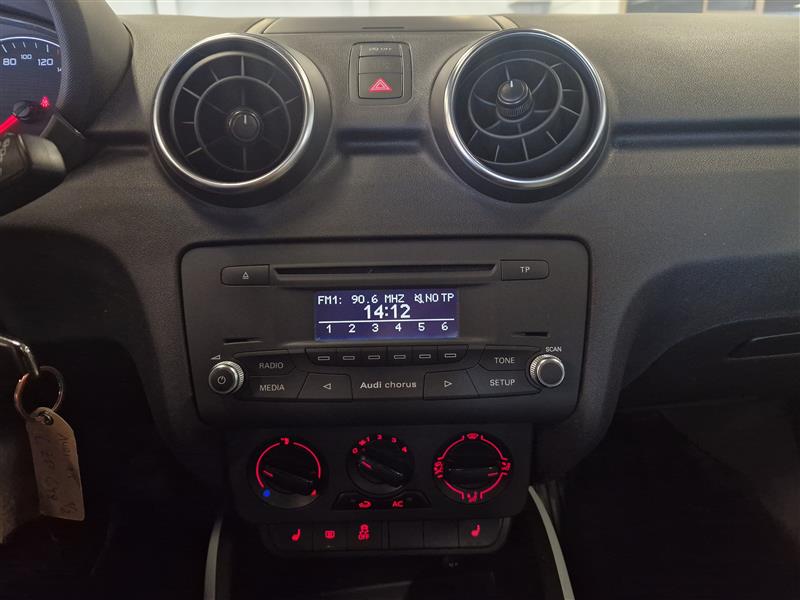 Audi A1 COMPACT COUP ATTRACTION SPECIAL EDITION 1.2 TFSI