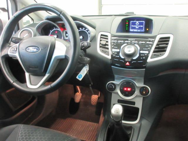 Ford FIESTA 1,25 82 HV TITANIUM M5 5-OVINEN