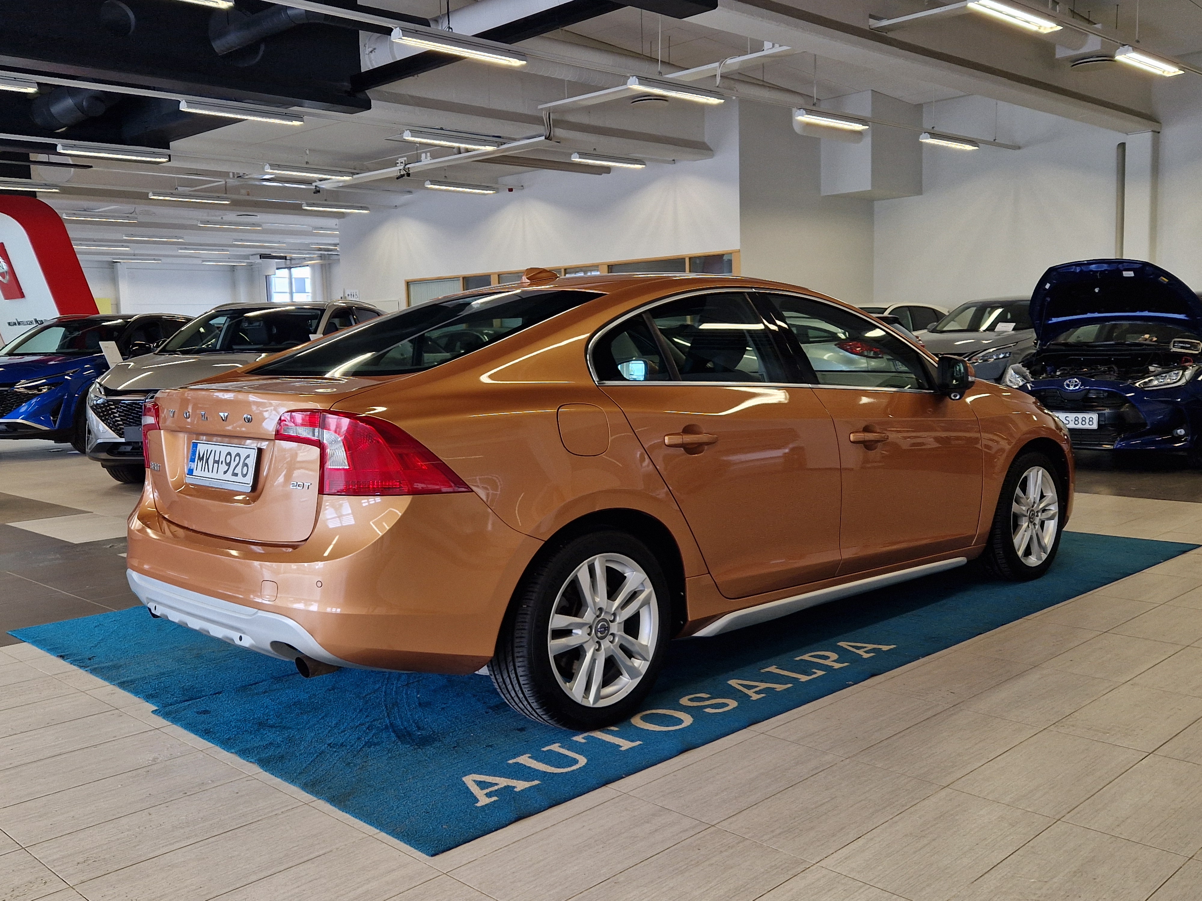 Volvo S60 2,0T MOMENTUM AUT
