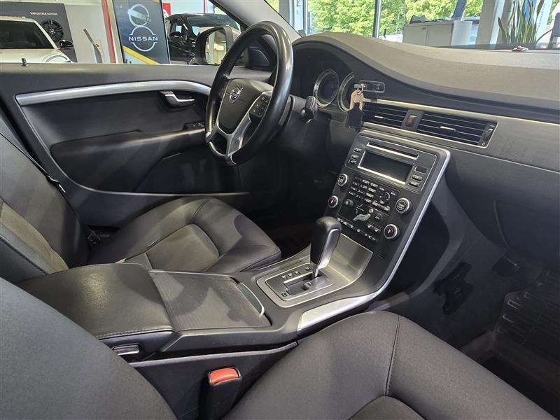 Volvo S80 T4 Momentum aut. 2011, kuva 7/25