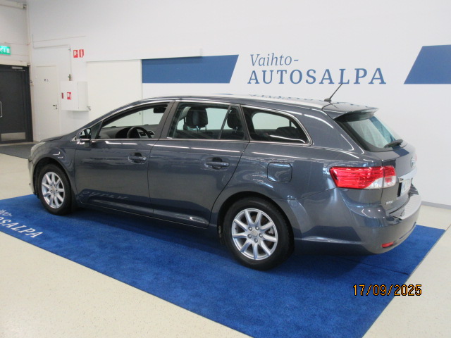 Toyota AVENSIS 1,6 VALVEMATIC LIFE EDITION WAGON