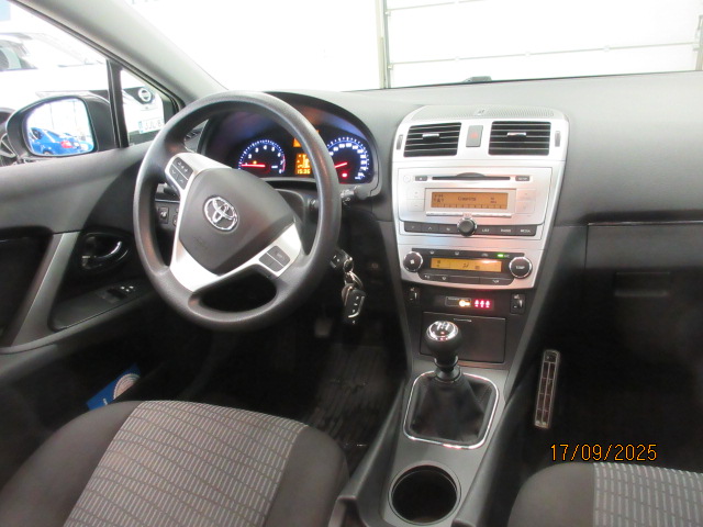 Toyota AVENSIS 1,6 VALVEMATIC LIFE EDITION WAGON