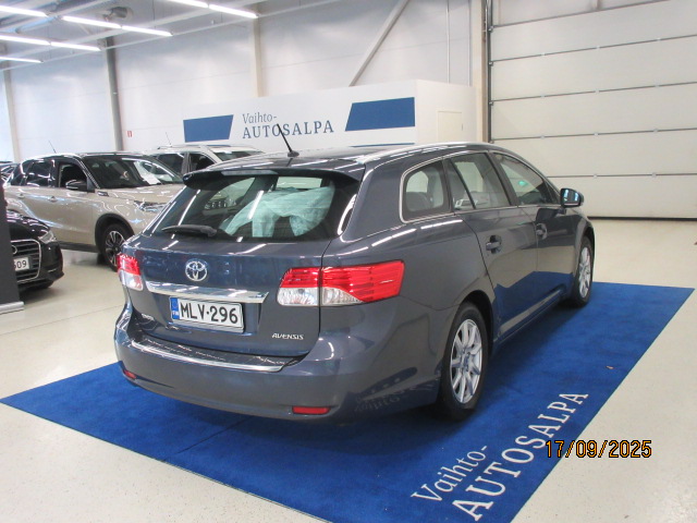 Toyota AVENSIS 1,6 VALVEMATIC LIFE EDITION WAGON