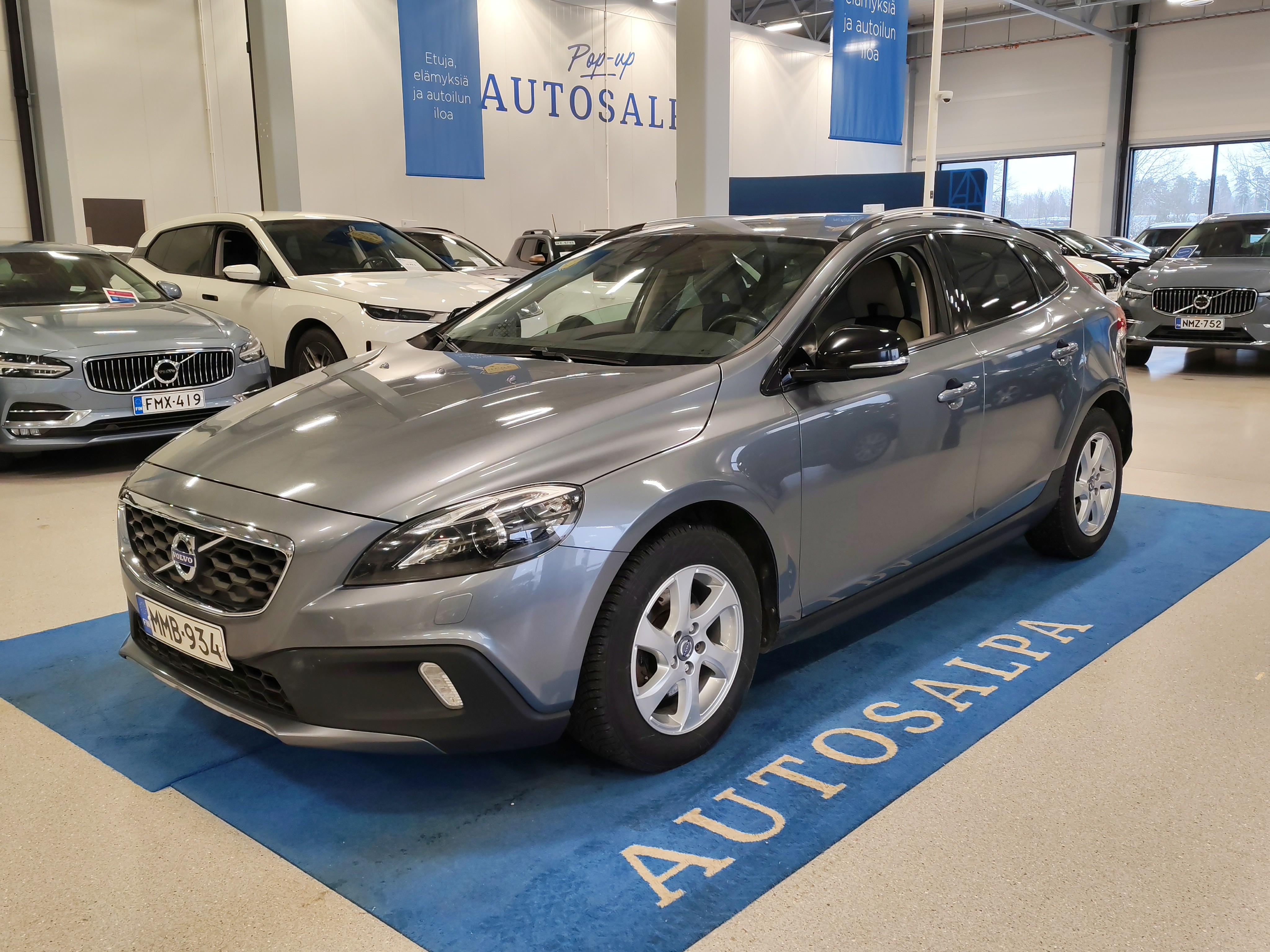 Volvo V40 CROSS COUNTRY D2 BUSINESS AUT