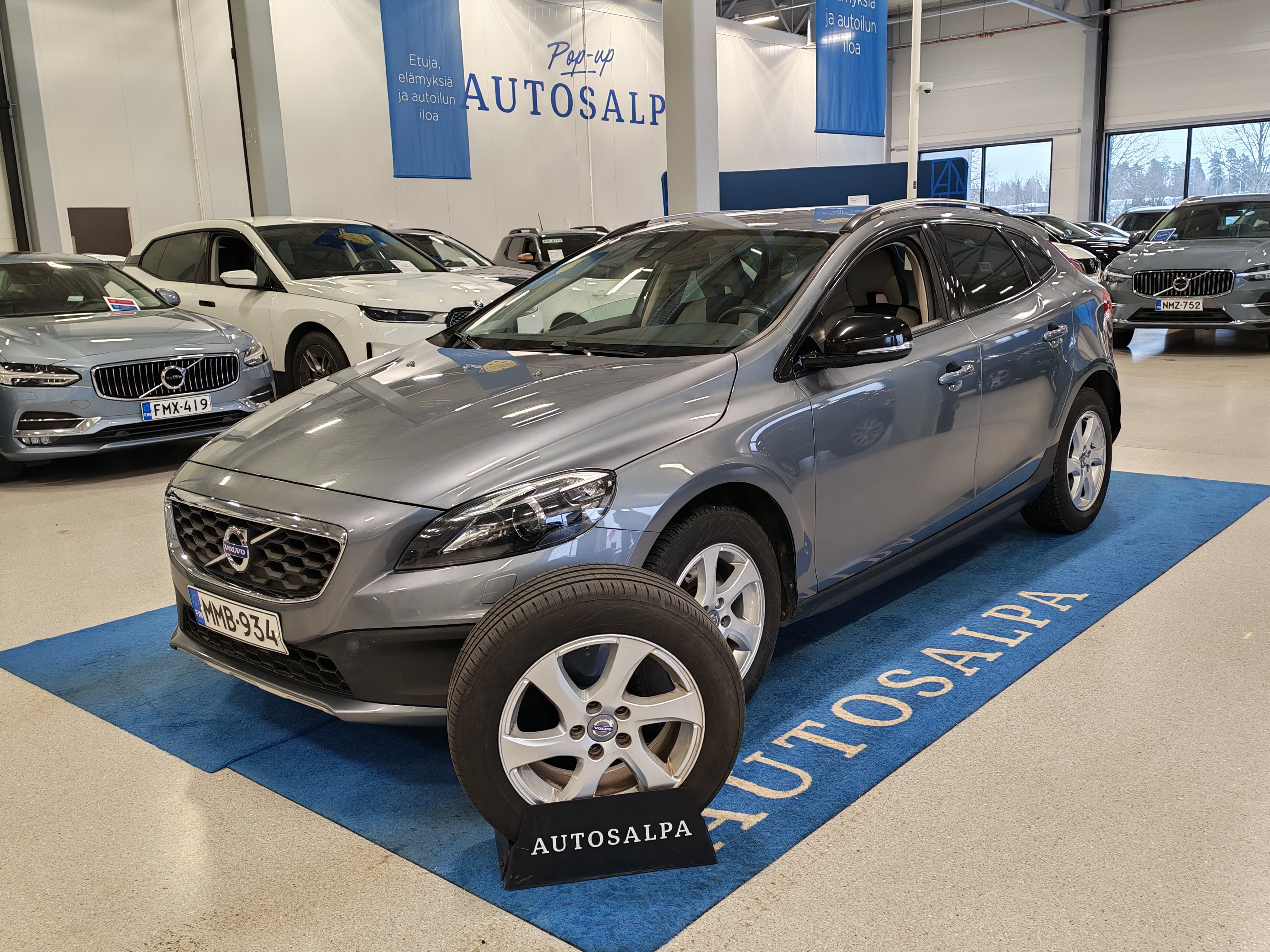 Volvo V40 CROSS COUNTRY D2 BUSINESS AUT