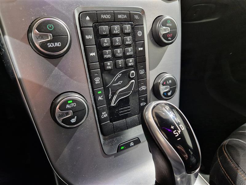 Volvo V40 CROSS COUNTRY D2 SUMMUM AUT.