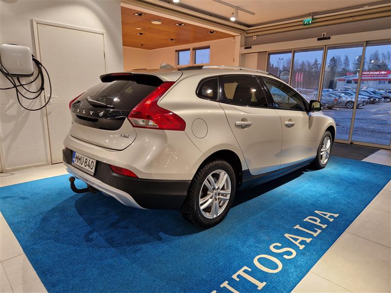 Volvo V40 Cross Country D2 Summum aut. 2017, kuva 4/20