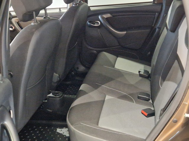 Dacia DUSTER TCE 125 S&AMP;S 4X4 BLACK SHADOW